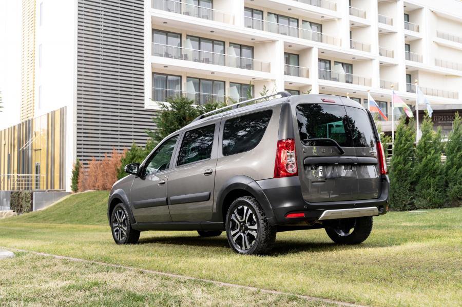  Lada Largus Cross 2021 года  (RU) (фото 16 из 17)